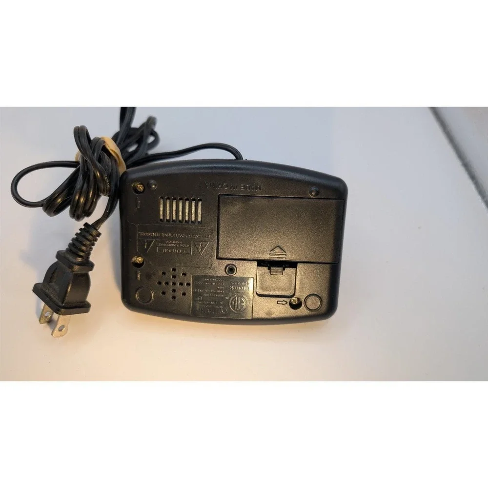 Sharp SPC026 Digital Alarm Clock Red LED Snooze Y2K Early 2000s Tested Working
